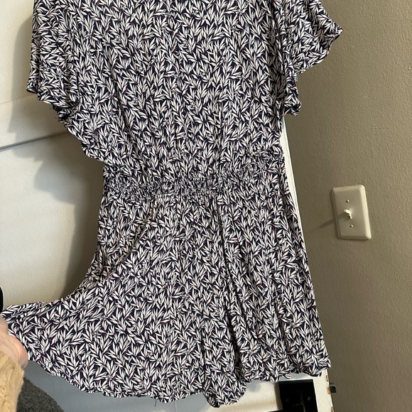 lulu’s romper - Picture 5 of 5